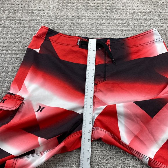 Hurley Swim Trunks Men 36 Red Black Bathing Suit Board Shorts Embroidered Logo - Picture 12 of 14